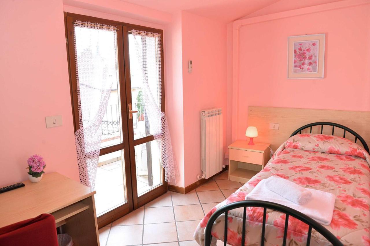 Camere Paolo Assisi Buitenkant foto